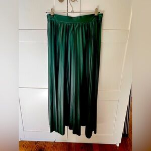 Zara Faux leather green skirt